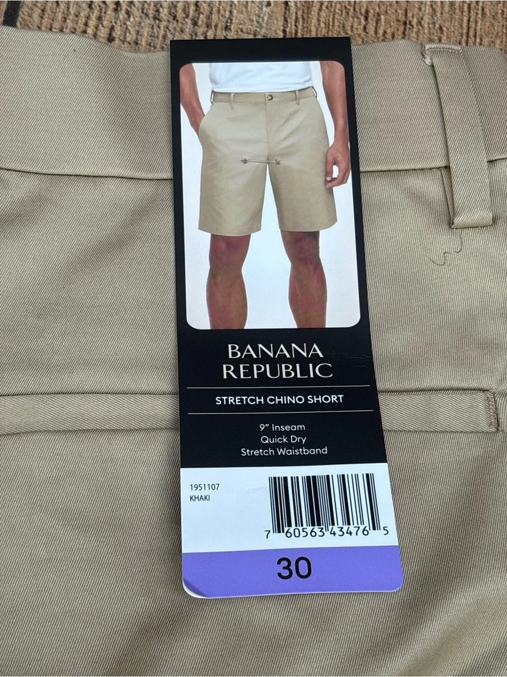 Banana Republic Men's Flat-Front Shorts in Light Khaki